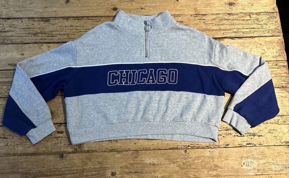 Divided HM Women’s Size L Grey Blue Chicago Crop Sweater